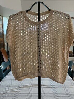 Cream Crochet Open Knit Short Sleeve Sweater Crop High Low Top Size M L